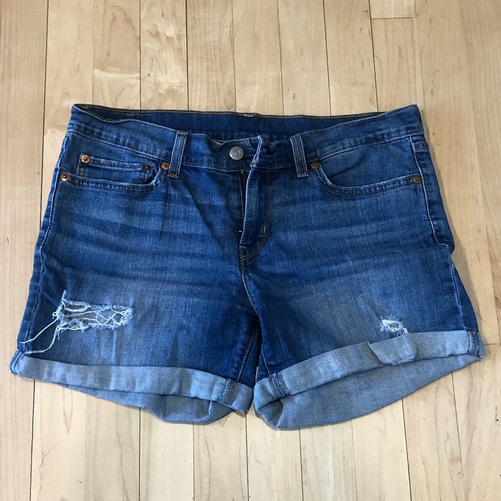 Levi shorts